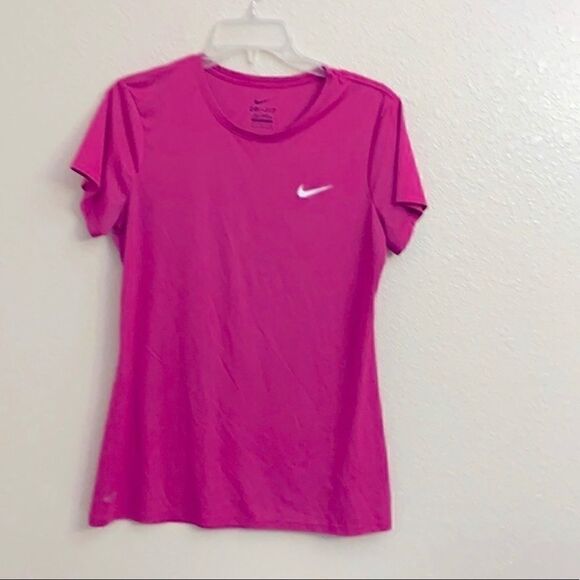 Bundle 2 Nike Dri-Fit shirts and 2 Yoga Pants all size medium - Picture 2 of 5
